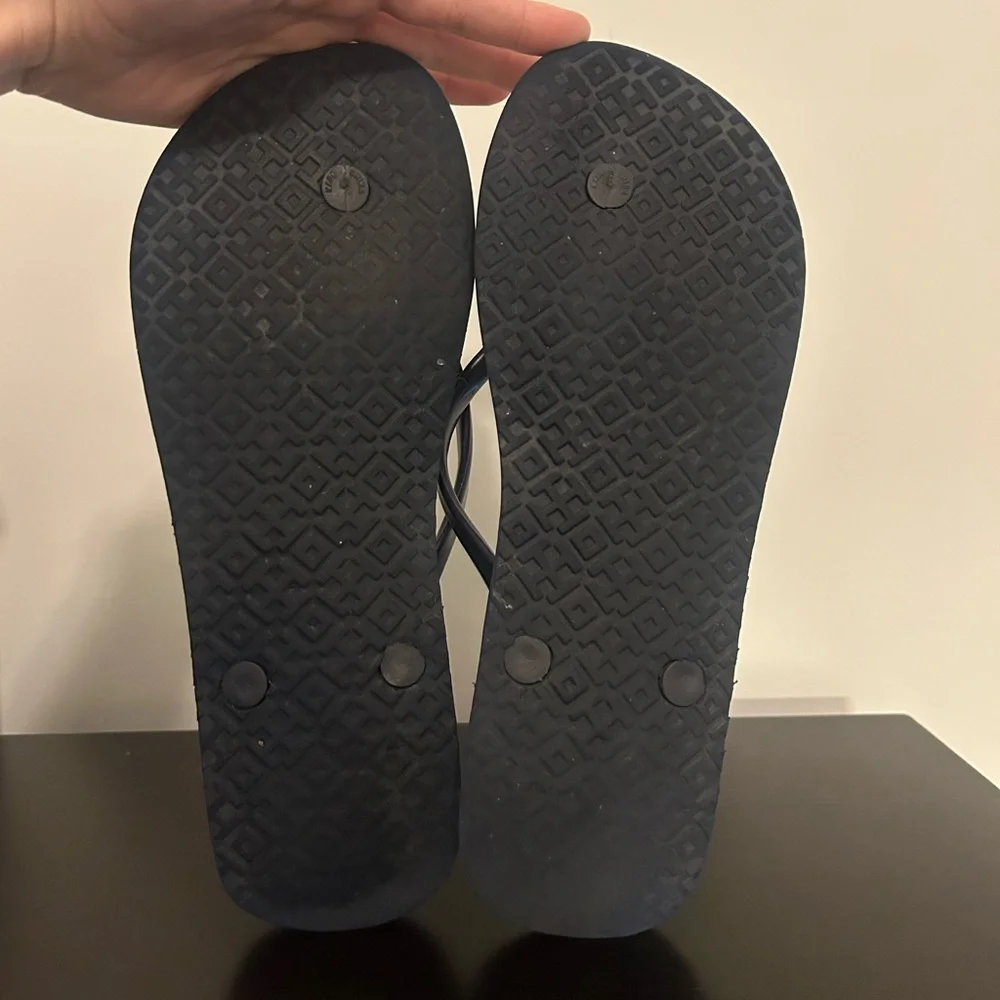 Tory Burch Navy Printed Flip Flops - Picture 5 of 6